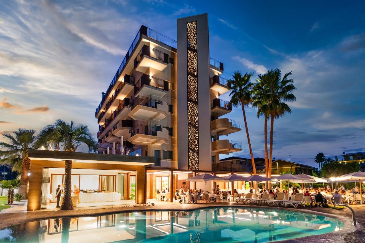 Almaluna Hotel & Resort Альба-Адриатика Экстерьер фото