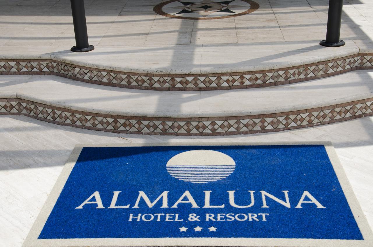 Almaluna Hotel & Resort Альба-Адриатика Экстерьер фото