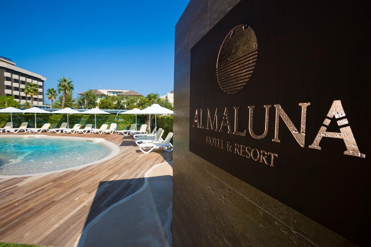 Almaluna Hotel & Resort Альба-Адриатика Экстерьер фото
