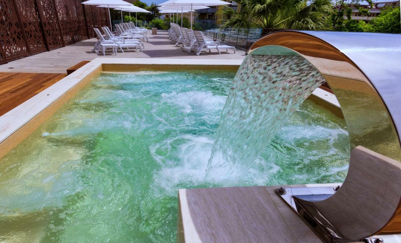 Almaluna Hotel & Resort Альба-Адриатика Экстерьер фото